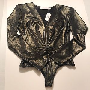 NWT ASTR The Label Gold Liquid Shine Long sleeved Bodysuit Size S